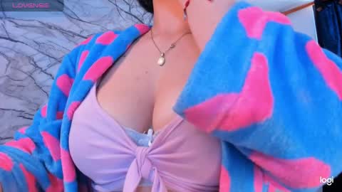 naty online show from January 12, 1:37 pm