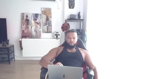 Kingsley online show from June 18, 9:14 am