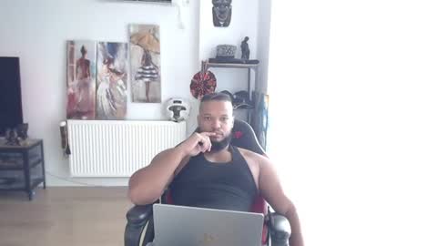 Kingsley online show from July 4, 12:33 pm