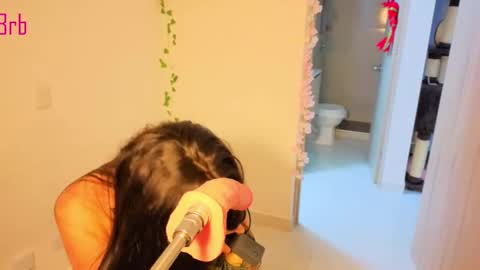 Steven  e online show from November 17, 2:28 am