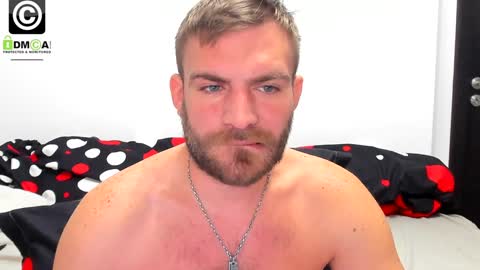 10in_deluxe online show from December 4, 7:39 am