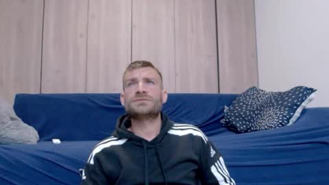 10in_deluxe online show from October 18, 6:52 pm