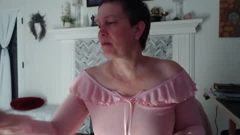 Aurora Willows online show from March 2, 11:28 am