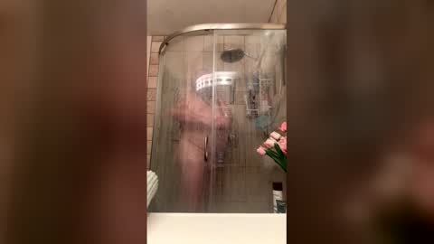 12sil online show from January 8, 1:57 pm