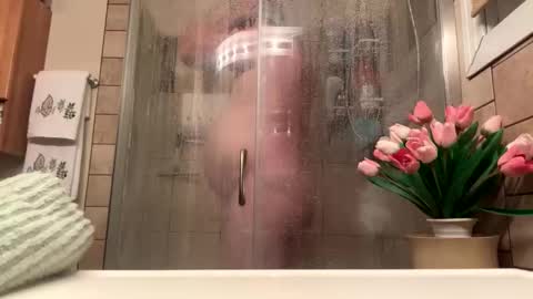 12sil online show from February 25, 1:54 pm