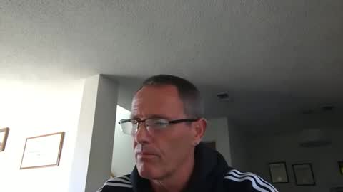 13glanmorfa online show from December 11, 8:50 pm