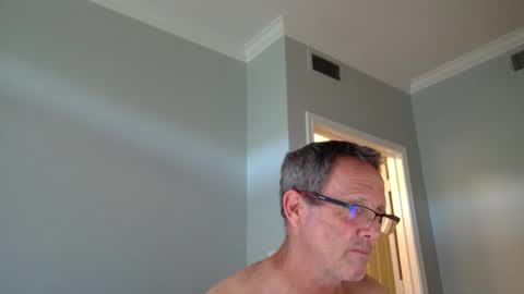 13glanmorfa online show from April 24, 7:16 pm