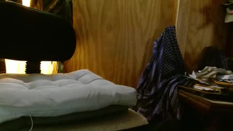 Snapshot of 13xxx20 chatting on October 18, 10:49 am Absentee online show from October 18, 10:49 am