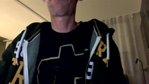 Snapshot of 14at213 chatting on May 20, 8:04 pm 14at213 online show from May 20, 8:04 pm