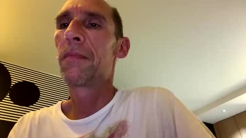 Snapshot of 14at213 chatting on May 28, 7:44 pm 14at213 online show from May 28, 7:44 pm