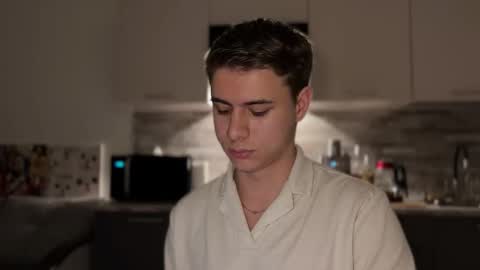 Lance online show from November 27, 3:25 pm