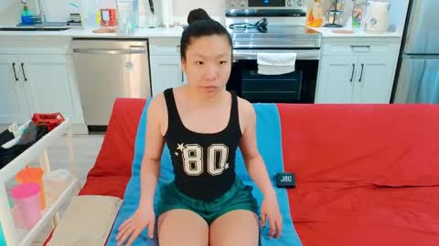 Tong  Ralph online show from June 7, 1:21 am