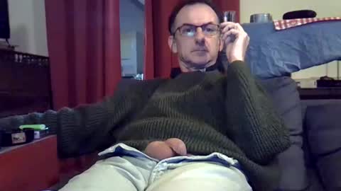 Snapshot of 18remy45 chatting on December 16, 7:00 pm 18remy45 online show from December 16, 7:00 pm