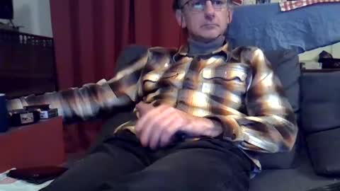 Snapshot of 18remy45 chatting on February 7, 9:37 pm 18remy45 online show from February 7, 9:37 pm