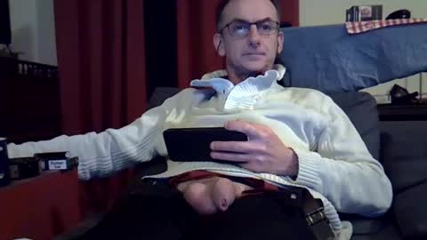 Snapshot of 18remy45 chatting on March 2, 1:36 am 18remy45 online show from March 2, 1:36 am