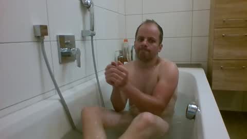 Snapshot of 19berni91 chatting on September 12, 5:46 pm berni online show from September 12, 5:46 pm