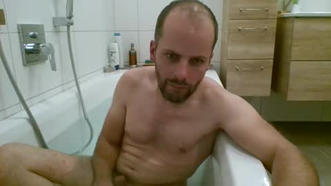 Snapshot of 19berni91 chatting on October 24, 5:20 pm berni online show from October 24, 5:20 pm