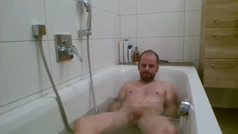 Snapshot of 19berni91 chatting on November 5, 6:08 pm berni online show from November 5, 6:08 pm