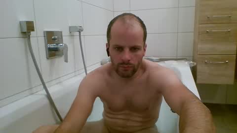 Snapshot of 19berni91 chatting on November 8, 5:45 pm berni online show from November 8, 5:45 pm