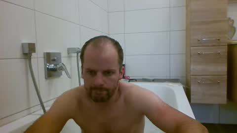 Snapshot of 19berni91 chatting on November 21, 1:43 pm berni online show from November 21, 1:43 pm