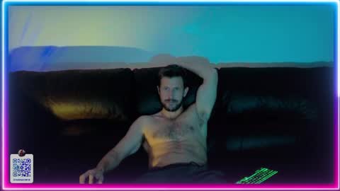 19reddragon86 online show from May 19, 1:56 am