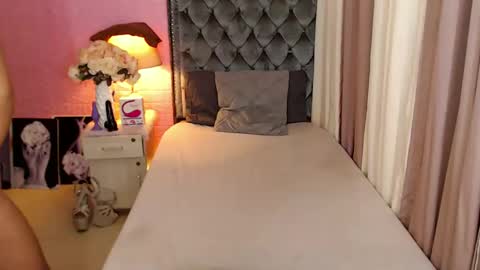 Snapshot of 1bestlover chatting on January 13, 9:31 pm Ekang online show from January 13, 9:31 pm