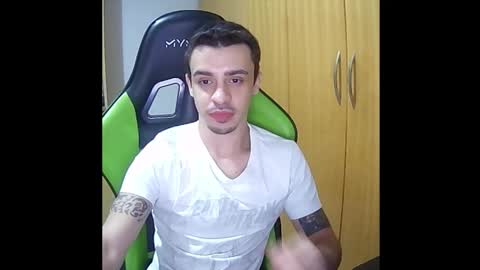 Snapshot of 1good_vibes1 chatting on November 27, 4:03 am 1good_vibes1 online show from November 27, 4:03 am