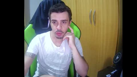 Snapshot of 1good_vibes1 chatting on December 16, 2:49 am 1good_vibes1 online show from December 16, 2:49 am