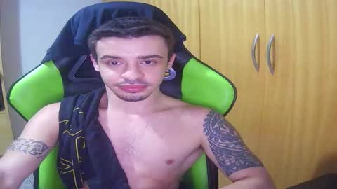 1good_vibes1 online show from February 3, 6:40 am