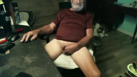 1handyanddee online show from October 12, 2:43 am