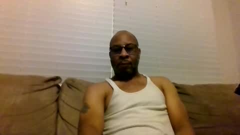 Snapshot of 1here4u2use chatting on November 19, 11:32 am Iwantu2feelme online show from November 19, 11:32 am