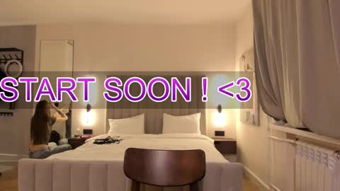 Lily 3 online show from November 11, 6:52 pm