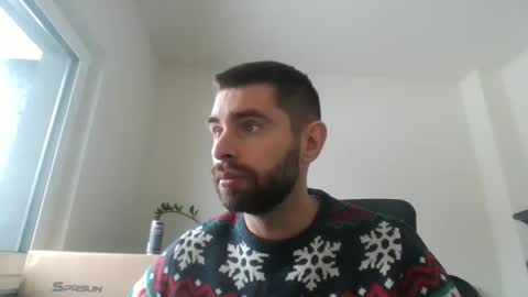 kam online show from December 10, 10:28 am