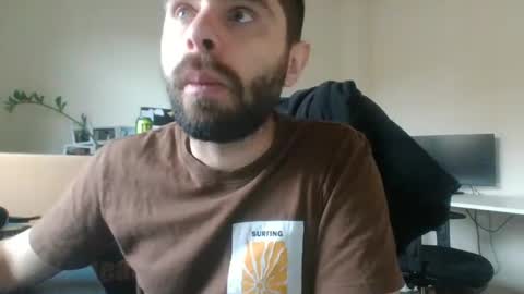 kam online show from December 18, 8:20 am