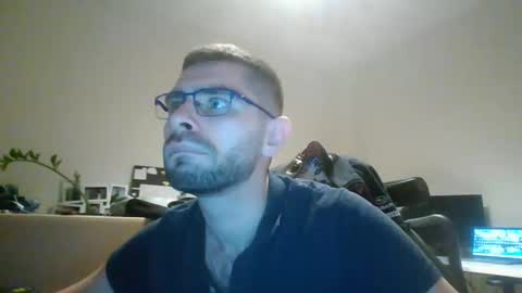 kam online show from December 19, 7:29 pm