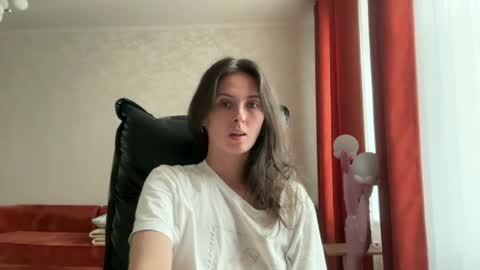 Marie online show from June 23, 3:43 pm