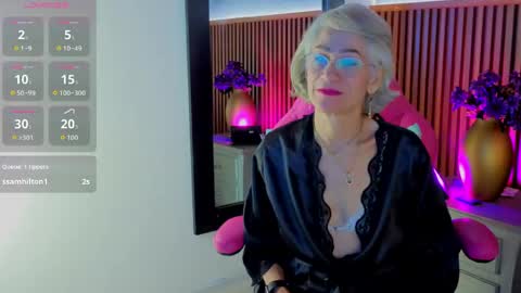 Snapshot of 1miss_monserrate chatting on May 16, 1:32 pm Miss Monserrate online show from May 16, 1:32 pm