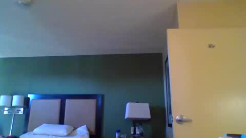 TheShyOne18 online show from October 4, 9:02 pm