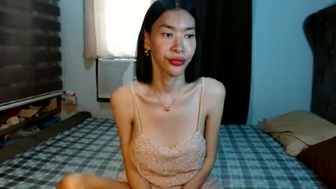 1perfectmodel online show from June 16, 5:43 am