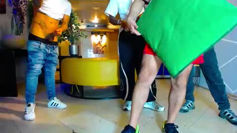 Snapshot of 1pushman chatting on September 12, 11:10 am pushman online show from September 12, 11:10 am