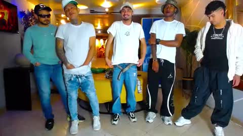 Snapshot of 1pushman chatting on September 16, 11:55 am pushman online show from September 16, 11:55 am