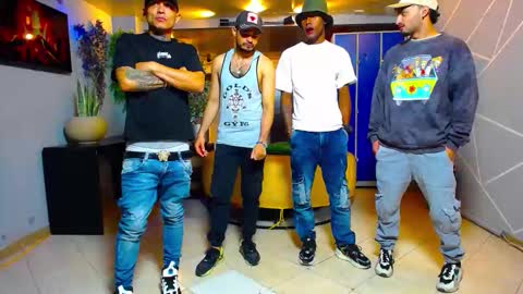 Snapshot of 1pushman chatting on September 19, 11:11 am pushman online show from September 19, 11:11 am