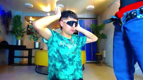 Snapshot of 1pushman chatting on October 17, 11:02 am pushman online show from October 17, 11:02 am