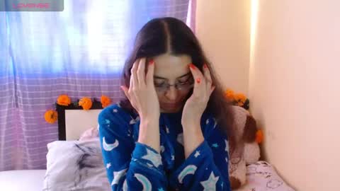 paola online show from November 12, 10:52 pm