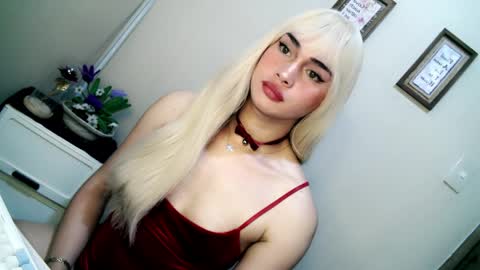 Snapshot of 1sexy_kattie chatting on May 15, 6:53 am 1sexy kattie online show from May 15, 6:53 am