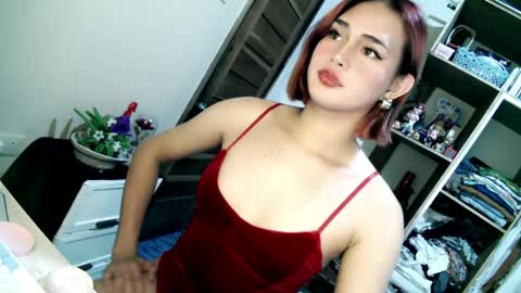 Snapshot of 1sexy_kattie chatting on May 22, 9:04 am 1sexy kattie online show from May 22, 9:04 am