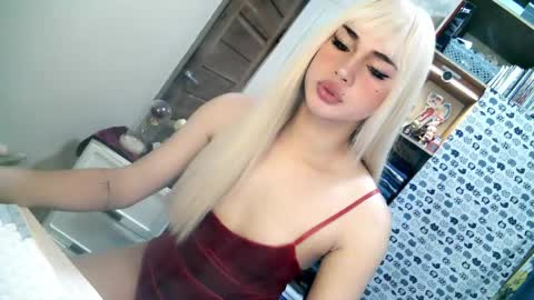 Snapshot of 1sexy_kattie chatting on June 6, 12:38 am 1sexy kattie online show from June 6, 12:38 am