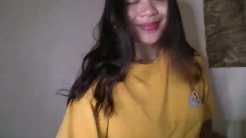 Snapshot of 1smile4u chatting on April 20, 1:36 pm 1smile4u online show from April 20, 1:36 pm