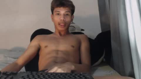 Snapshot of 1sweetloverxx chatting on June 21, 5:15 pm 1sweetloverxx online show from June 21, 5:15 pm