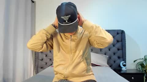 1Threestar online show from January 7, 12:40 pm